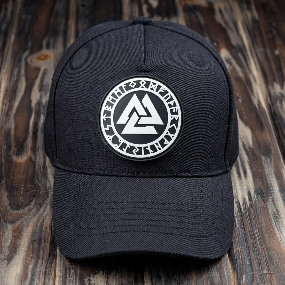 Тепла кепка Maverick Valknut