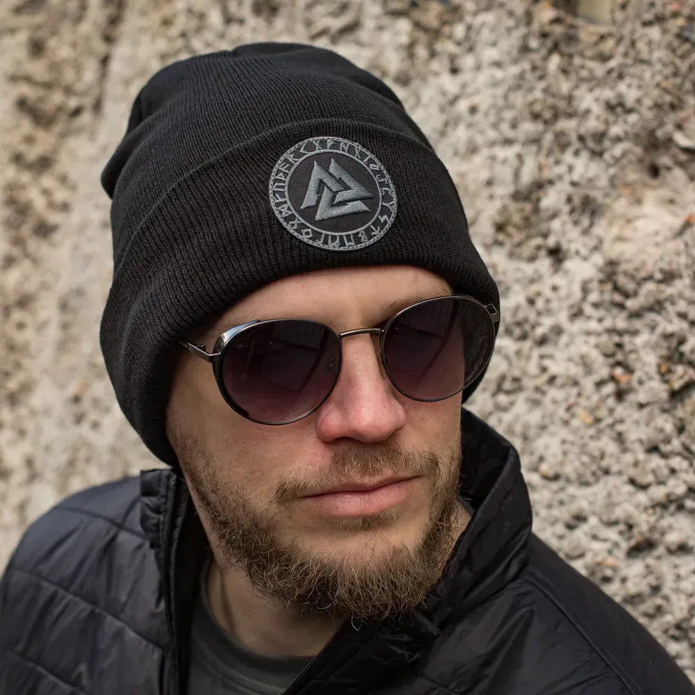 Шапка Maverick Valknut Black