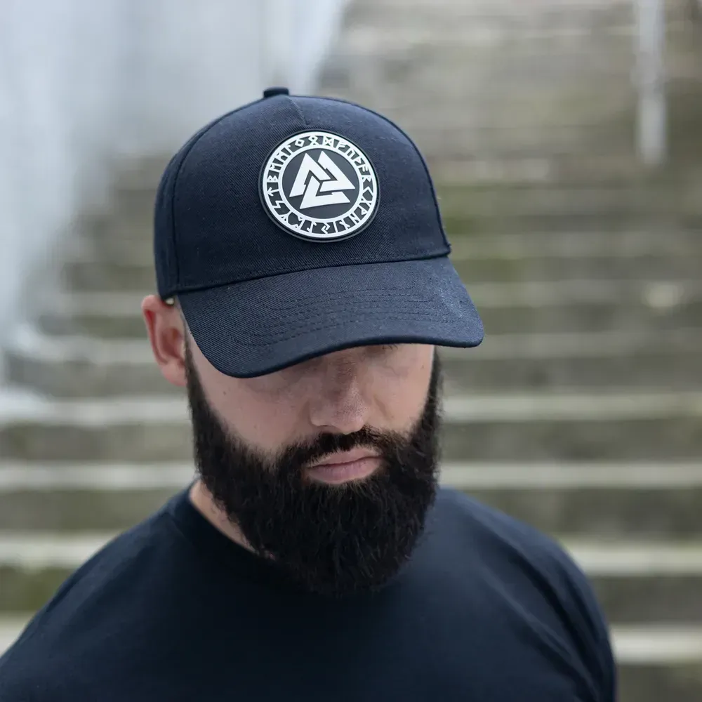 Кепка Maverick Valknut Black
